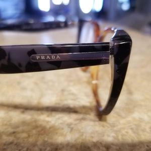PRADA Eye Wear
